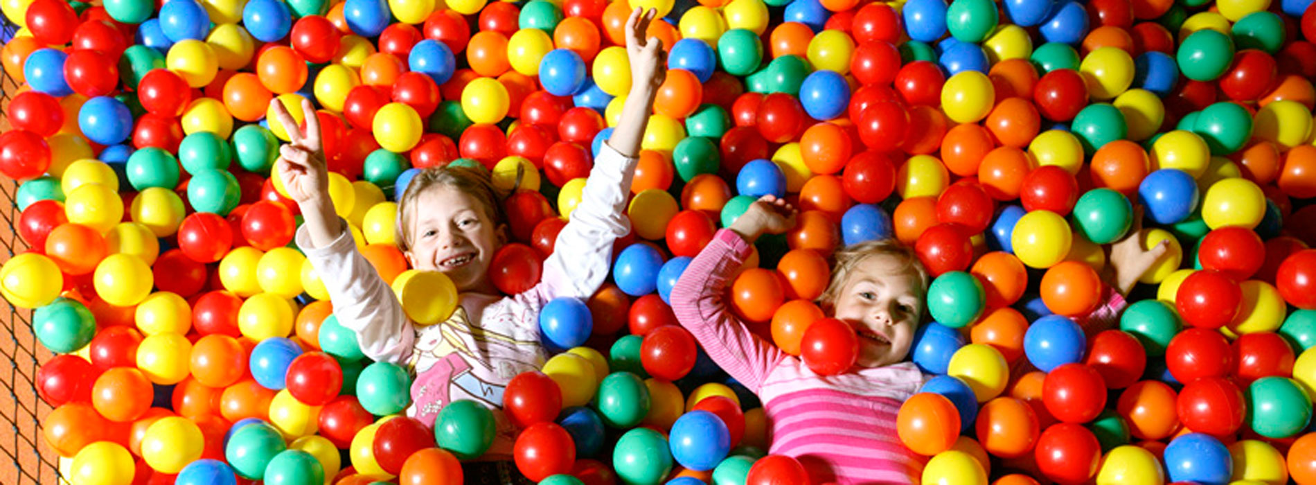 Die Playarena in Tux